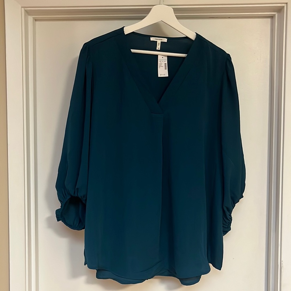 NWT Reitmans turquoise blouse.